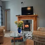 Conneelys Cottage, Connemara, Clifden, H71y096 Клифден