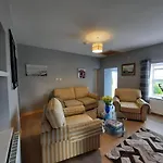 Дом отдыха Conneelys Cottage, Connemara, Clifden, H71y096 *