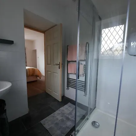 Conneelys Cottage, Connemara, Clifden, H71y096 * 克利夫登