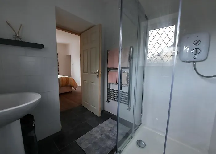 Conneelys Cottage, Connemara, Clifden, H71y096 * Clifden